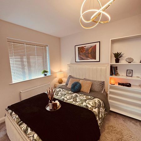 Modern Double & Single Room With Cozy Vibes Атай Экстерьер фото